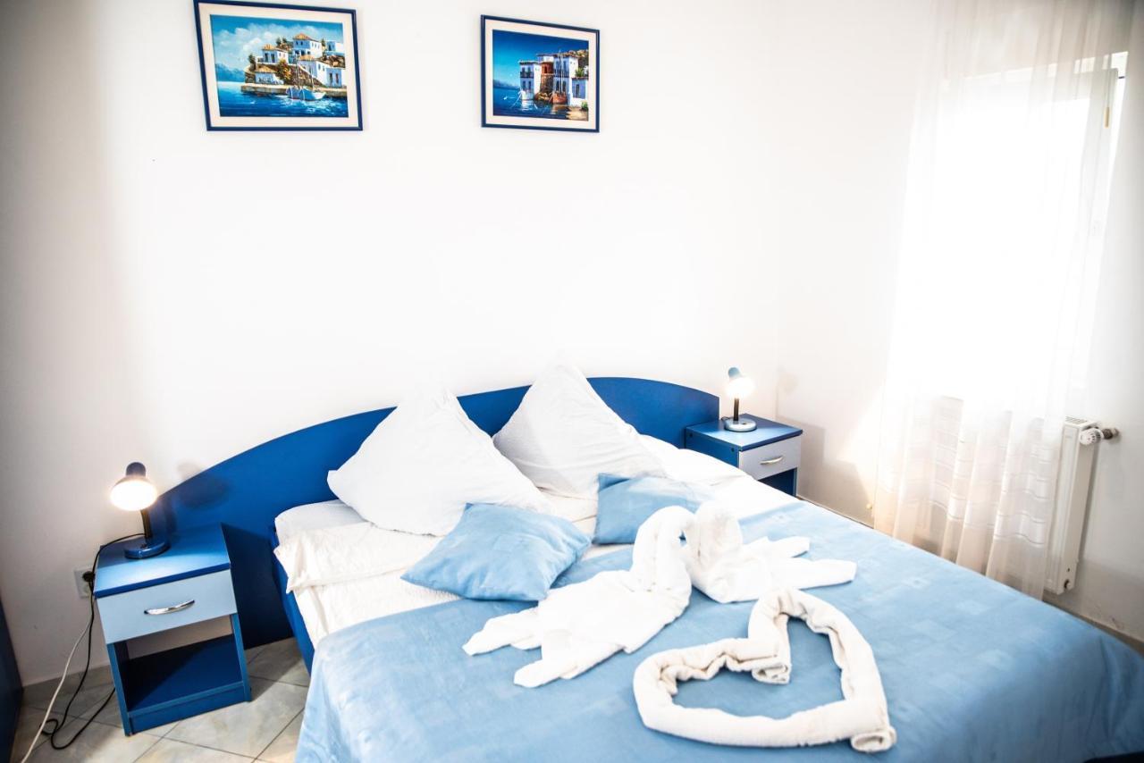 Club Onix Apartments Neptun Bagian luar foto