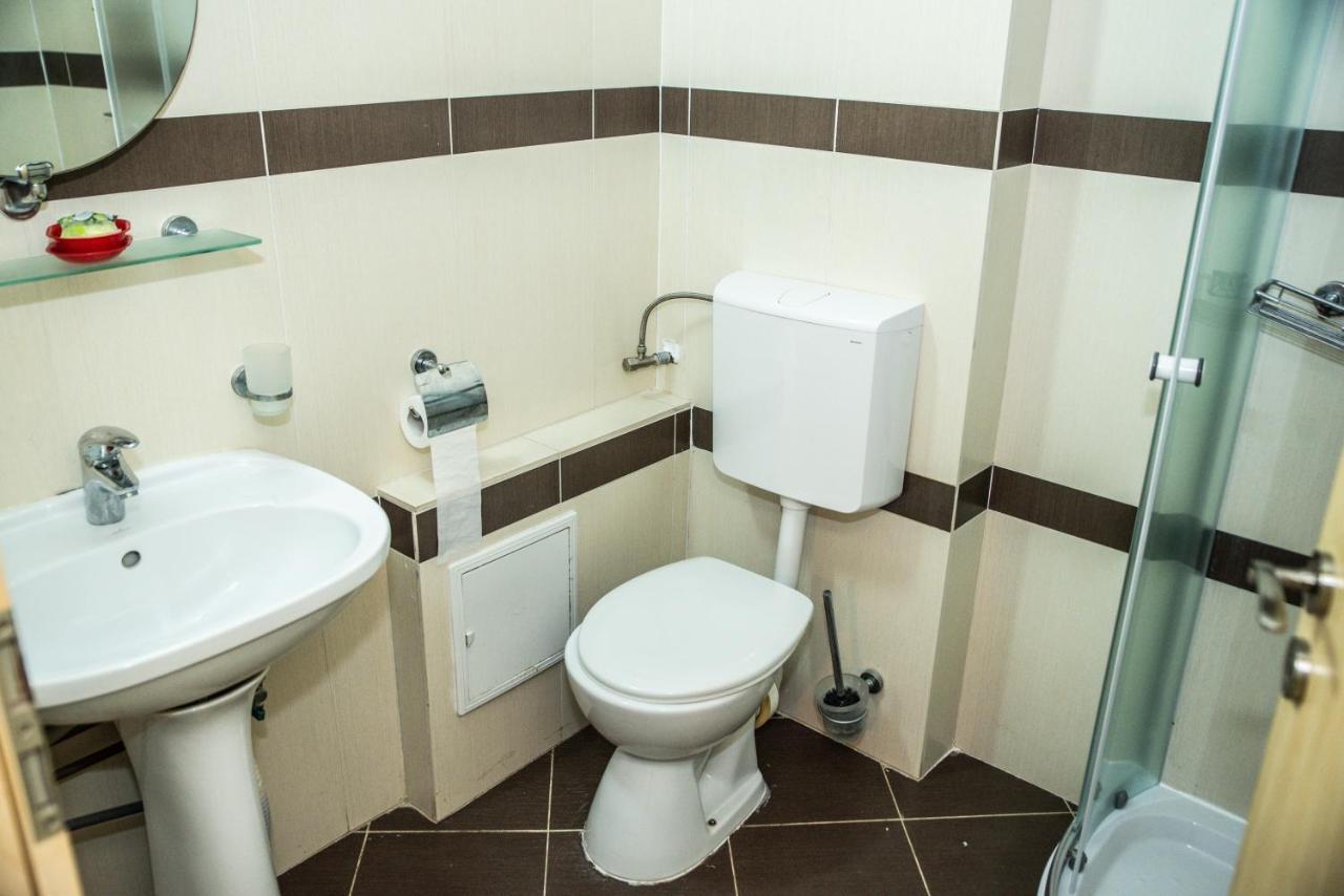 Club Onix Apartments Neptun Bagian luar foto